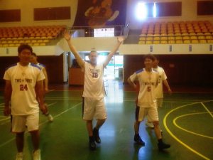 Basketball diplomacy: Yours truly with my team mates from the Two-Three basketball team at Keimyung University in Daegu, South Korea.